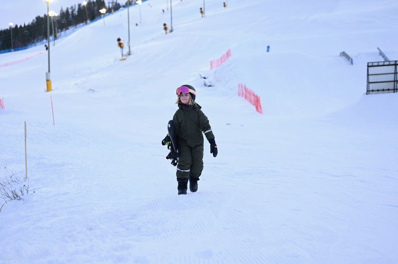 Kid's winter clothing set rental in Levi | ONE DAY