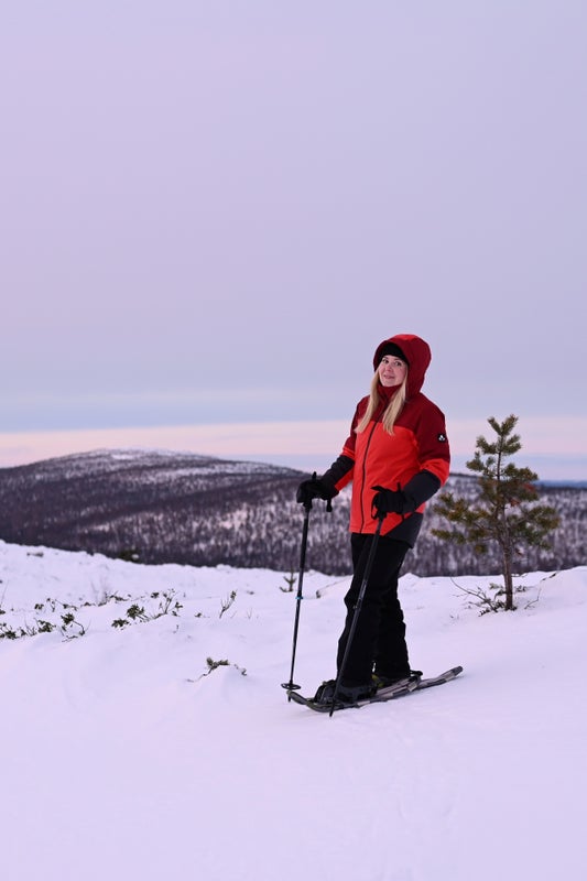 Women's winter clothing set rental in Levi | ONE WEEK