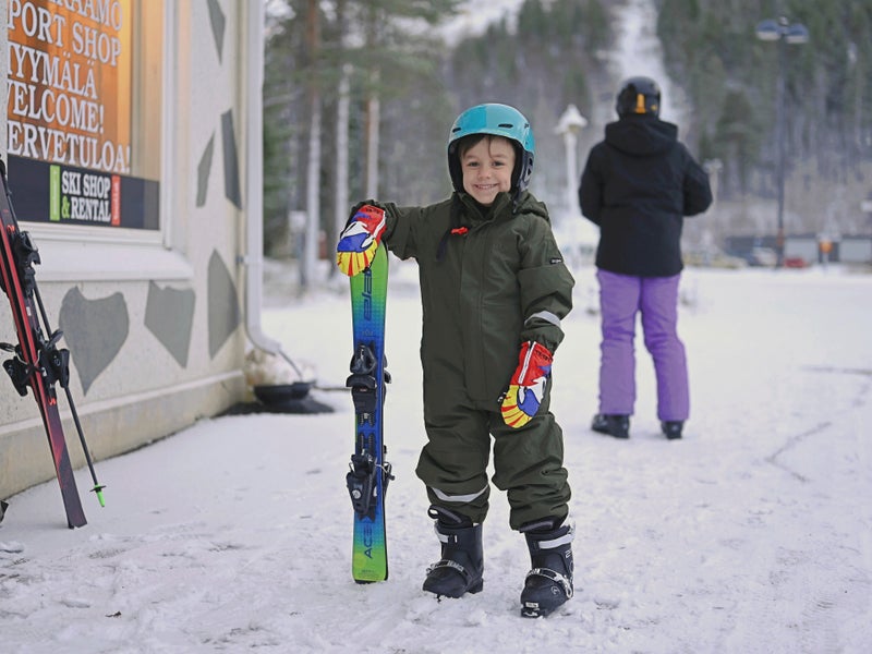 Kid's winter clothing set rental in Levi | ONE WEEK